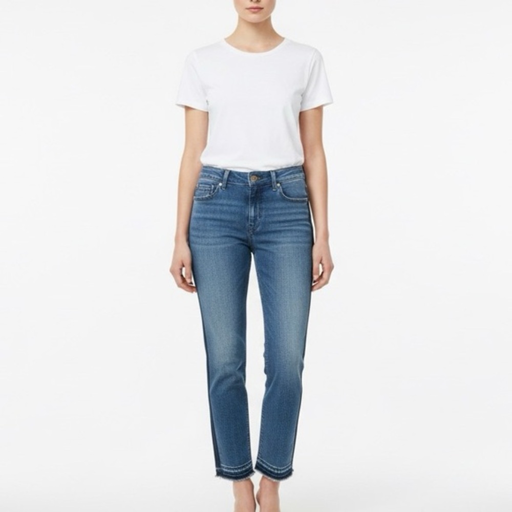 NWOT Hudson Tilda Midrise Crop Cigarette Jean with Side Seam Detail Size 27